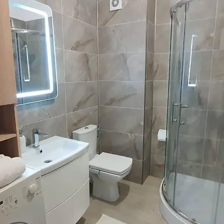 Alezzy Studio 90 * Navodari